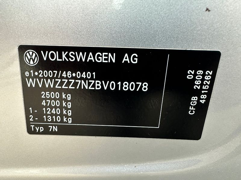 Volkswagen Sharan (2010) 2.0Tdi 125kw DSG Highline - fotka 10 z 35