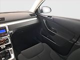 Volkswagen Passat (2009) 2.0 TDI, po STK, oblíbený vůz - náhled 8