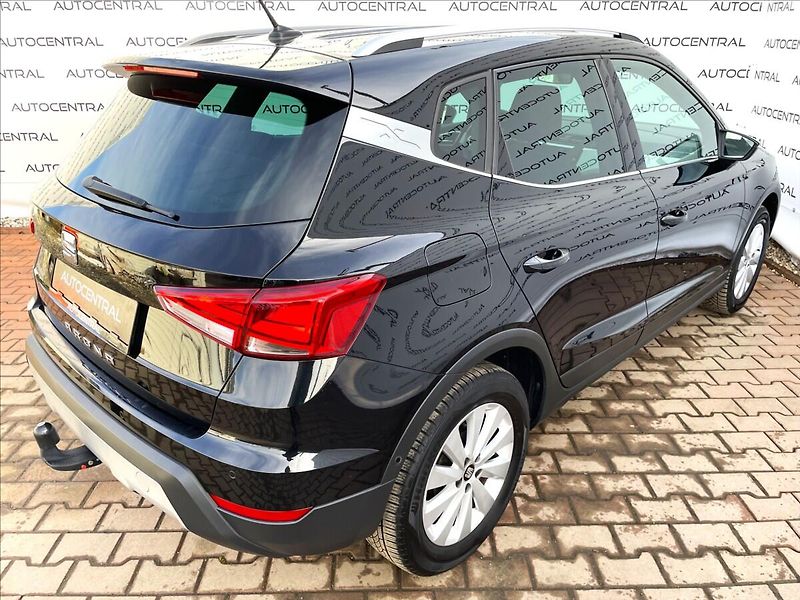 Seat Arona 1,0 TSi,Xcellence,STK do 2/28 - fotka 9 z 25