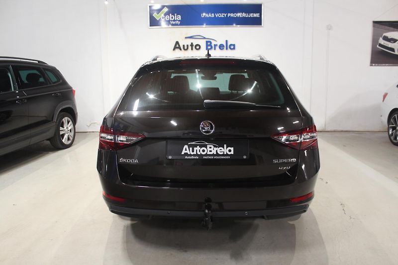 Škoda Superb (2017) 2.0TDI DSG 4x4 L&K  - fotka 11 z 41
