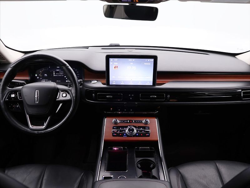Lincoln Aviator 3,0 EvoBoost V6 AWD CZ - fotka 34 z 43