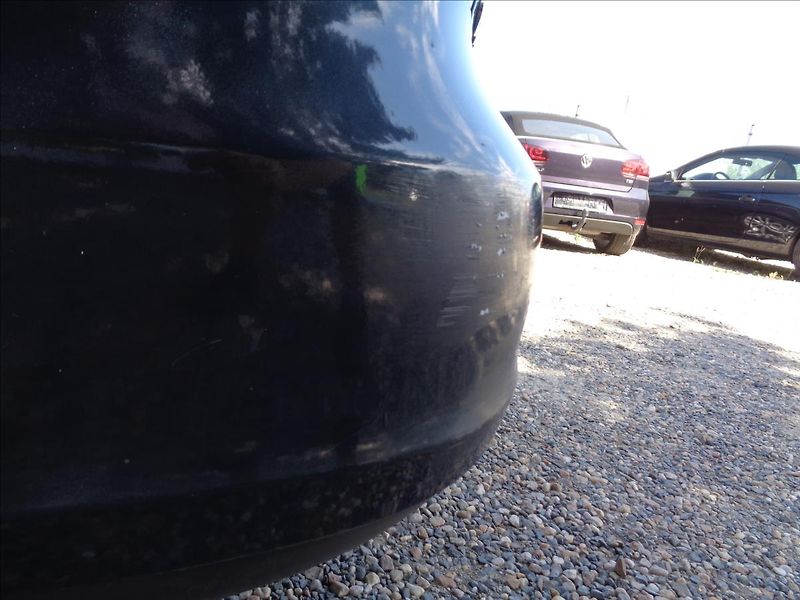 Volkswagen Golf Variant 1,6 - fotka 14 z 22
