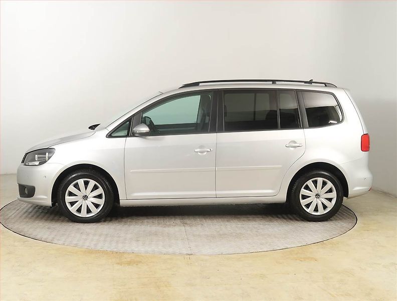 Volkswagen Touran (2014) 1.6 TDI, Serv.kniha, Navi - fotka 3 z 22