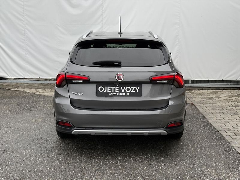 Fiat Tipo 1,6 MultiJet, Cross - fotka 5 z 19