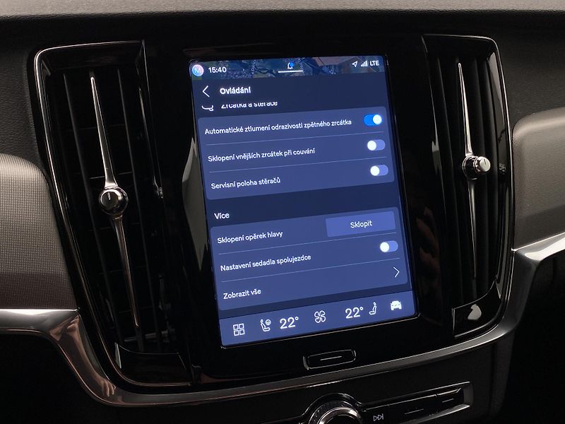 Volvo V90 T6 AWD RECHARGE DARK PLUS - fotka 51 z 60