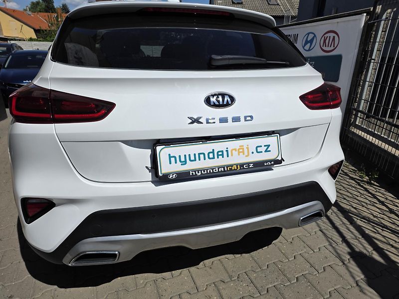 Kia XCeed 1.4-AUTOMAT-1.MAJITEL-TOP STAV - fotka 7 z 13