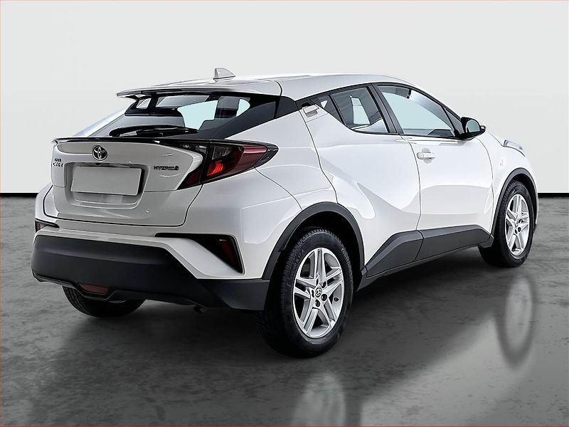 Toyota C-HR (2023) 1.8 Hybrid - fotka 5 z 18