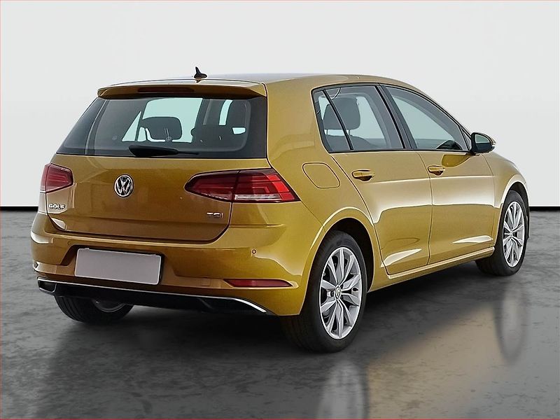Volkswagen Golf (2018) 1.0 TSI, Tempomat - fotka 5 z 19
