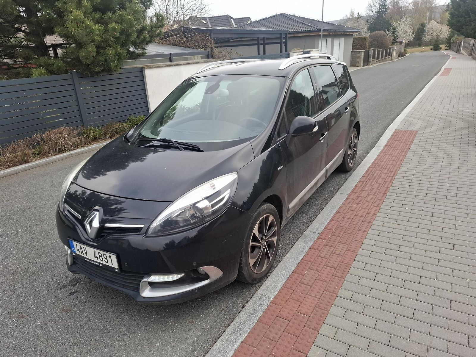 Renault Grand Scénic 1.2 TCI,9+7kW,navi,led,CZ