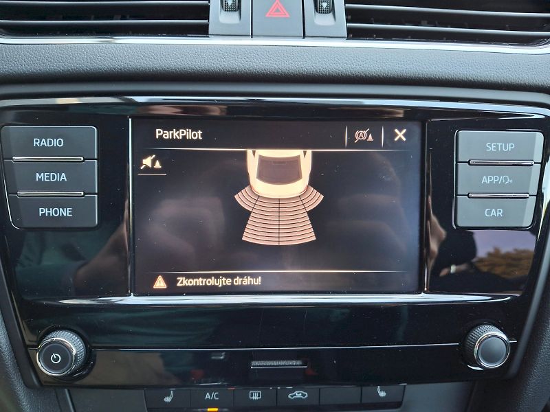 Škoda Octavia (2019) Ambition 1,5TSi 110kW - fotka 17 z 30