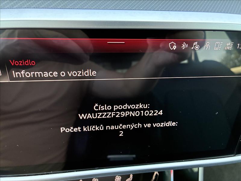 Audi A6 2,0 TFSI 195 KW,KEYLESS,KAMERA - fotka 22 z 26