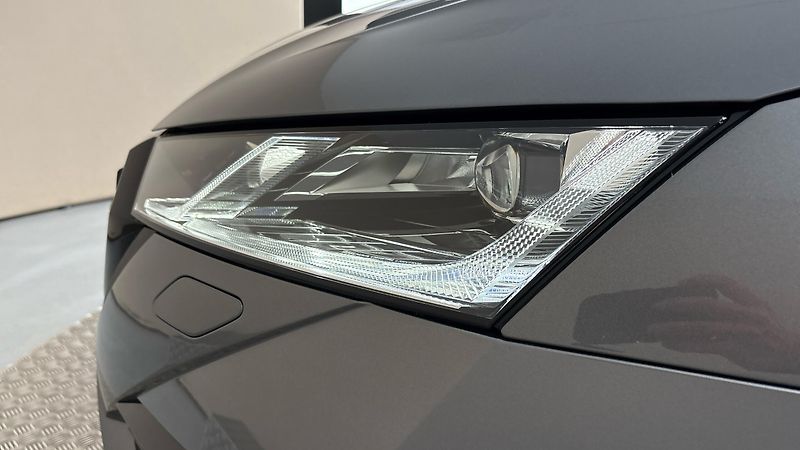 Škoda Octavia 2.0 TDI DSG 4x4 RS Combi - fotka 18 z 32