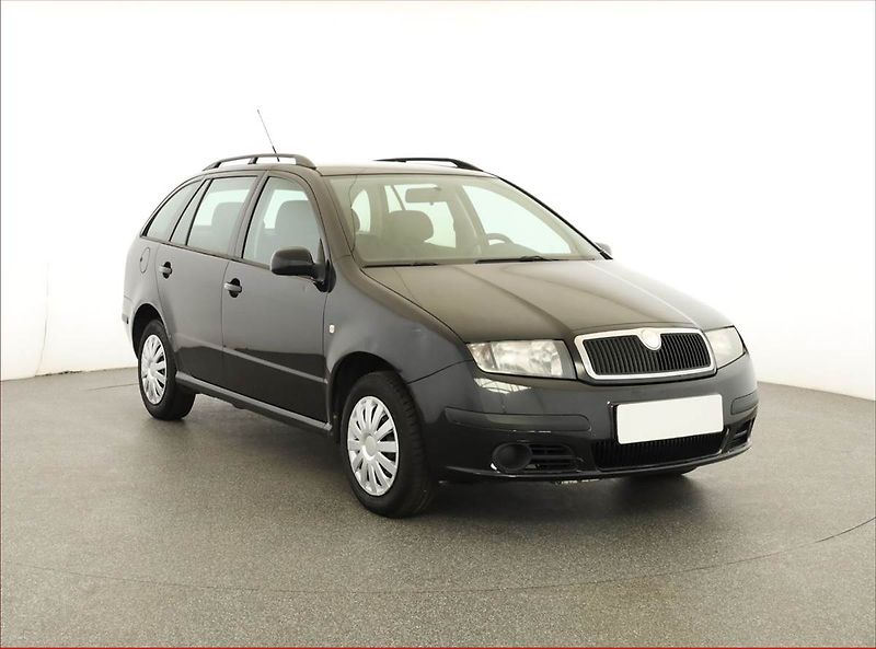 Škoda Fabia (2008) 1.4 16V, Serv.kniha, nová STK - fotografie inzerátu