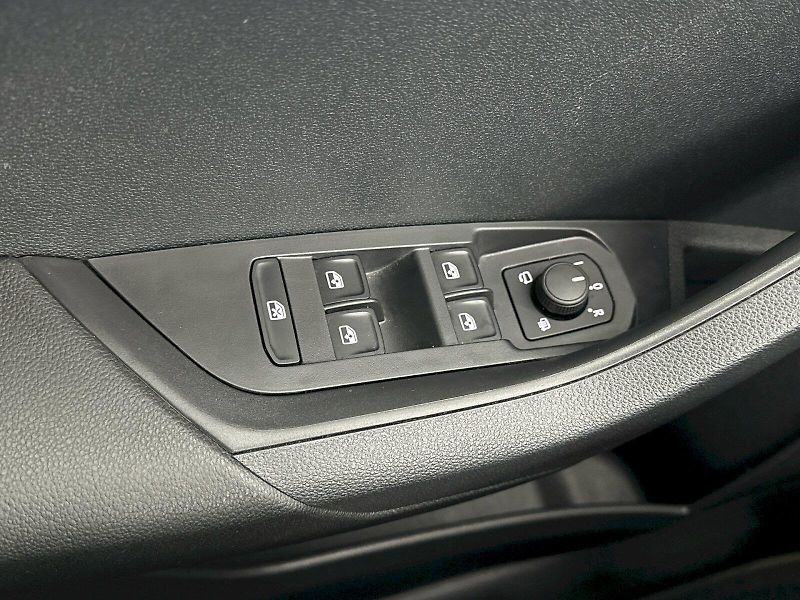 Škoda Karoq (2024) 2.0TDI 85kW Selection - fotka 22 z 27