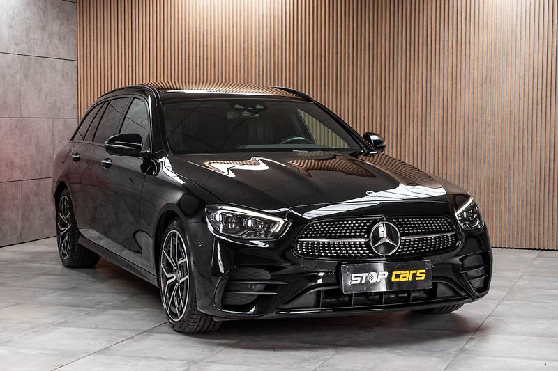 Mercedes-Benz Třídy E E 220d AMG*4MATIC*TAŽNÉ*ACC*ČR - fotka 3 z 52