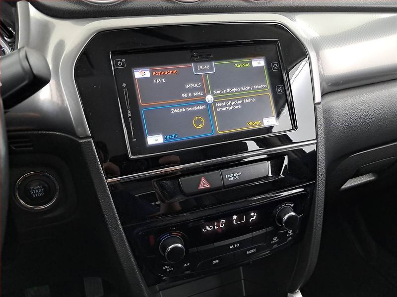 Suzuki Vitara (2015) 1.6 VVT, 4X4, ČR,1.maj - fotka 12 z 21