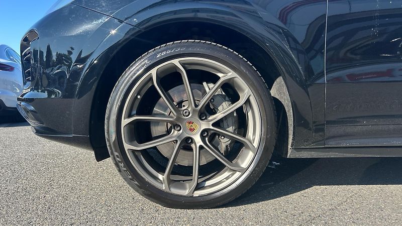 Porsche Cayenne Coupe S 324 KW - fotka 9 z 27