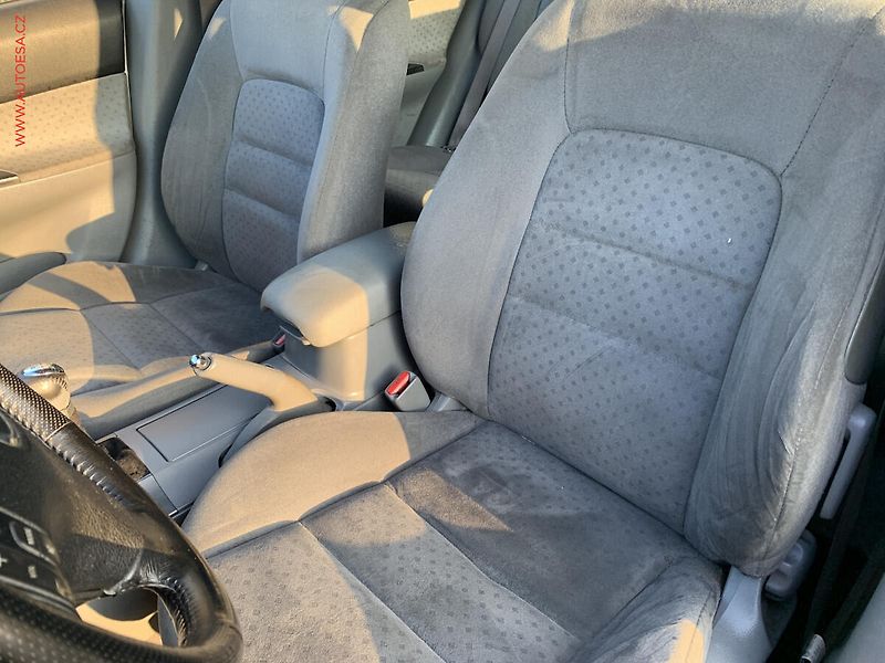 Mazda 6 (2003) 1.8i, AC, tempo, park.asist - fotka 9 z 18