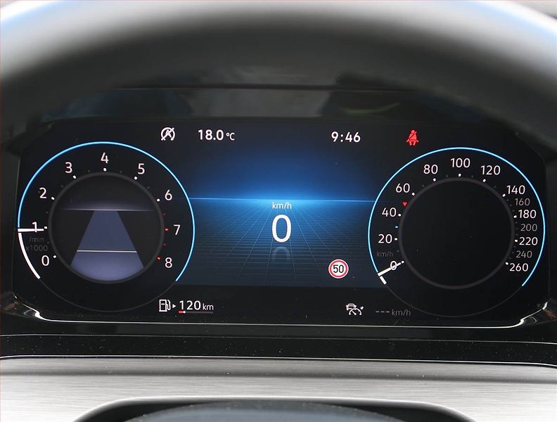 Volkswagen Golf (2020) Style 1.5 TSI - fotka 11 z 20