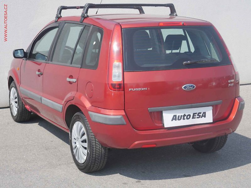 Ford Fusion (2007) 1.4TDCi, AC - fotka 6 z 13