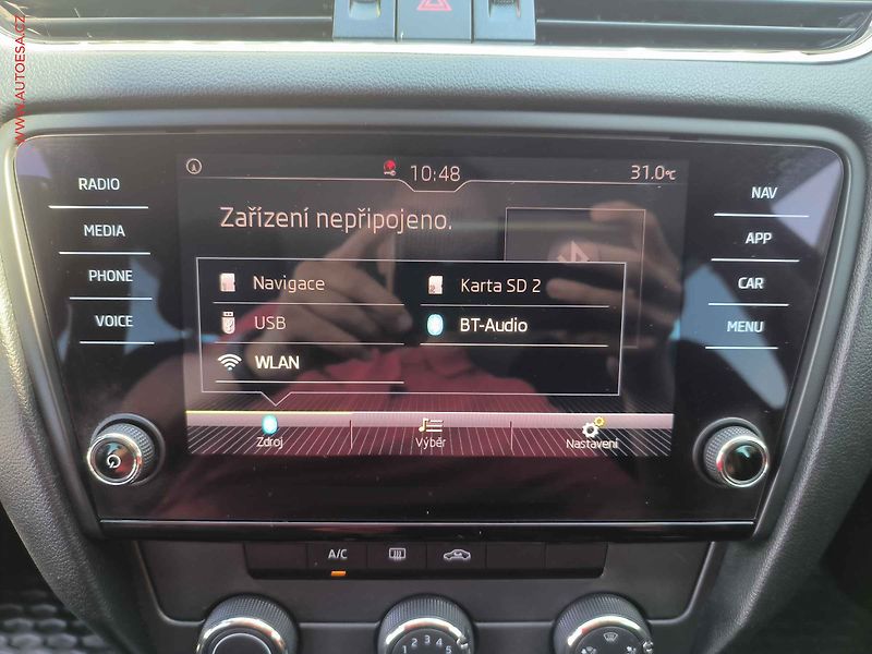 Škoda Octavia (2018) 1.5 TSI, Navi, AC, temp - fotka 12 z 22