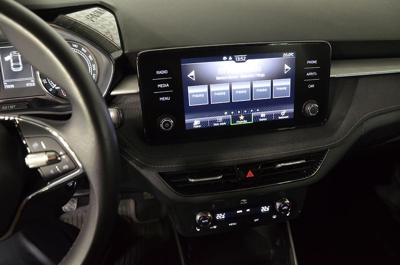 Škoda Fabia (2022) 1.0 TSI 81 Style 5d - fotka 14 z 17