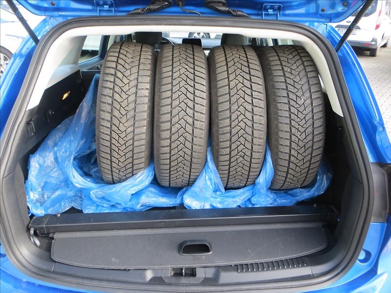 Ford Focus 1,0 EcoBoost 114kW Titanium ČR - fotka 7 z 25