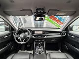 Alfa Romeo Stelvio 2,0T Q4 280PS 4x4 Automat - náhled 25
