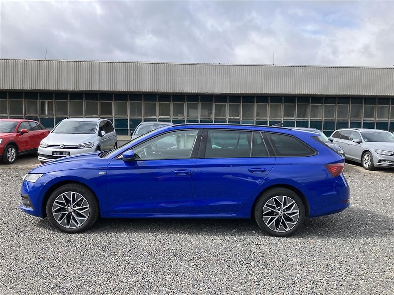 Škoda Octavia 2,0 WEBASTO,TAŽNÉ,MATRIX-BEAM - fotka 2 z 30