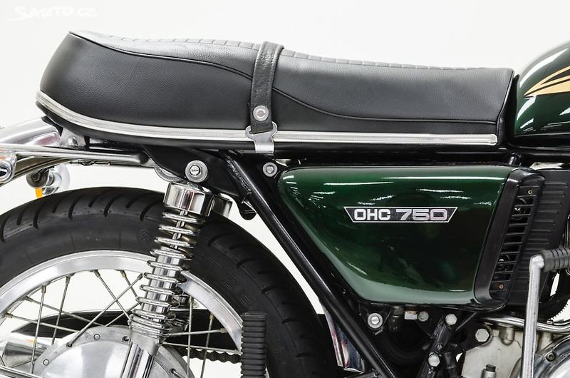 Yamaha Ostatní (1973) TZ TX 750 OHC - fotka 10 z 27