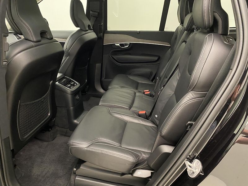 Volvo XC90 T8 AWD PLUG-IN ULTIMATE BRIGHT - fotka 5 z 72