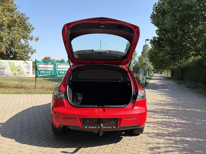 Mazda 3 1.6 Sport  - fotka 18 z 30