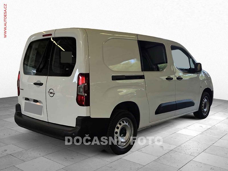 Opel Combo (2022) 1.5CDTi L2 DÍLNA, AC, park. - fotka 3 z 10