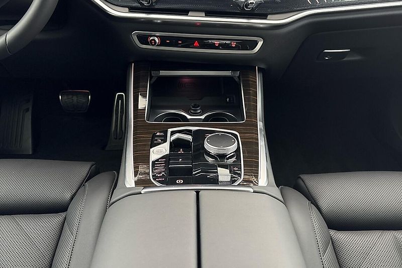 BMW X5 xDrive30d - fotka 10 z 18