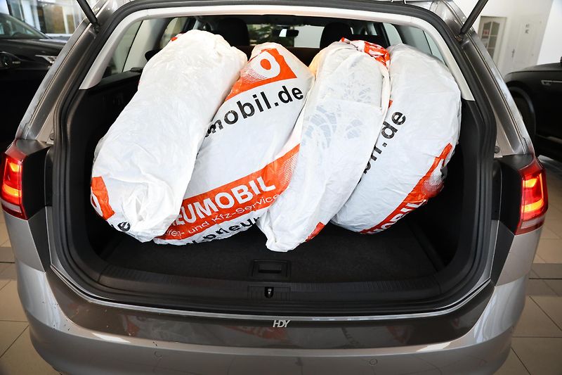 Volkswagen Golf Variant (2016) 1.6TDI 4x4 TOP STAV VW - fotka 24 z 24