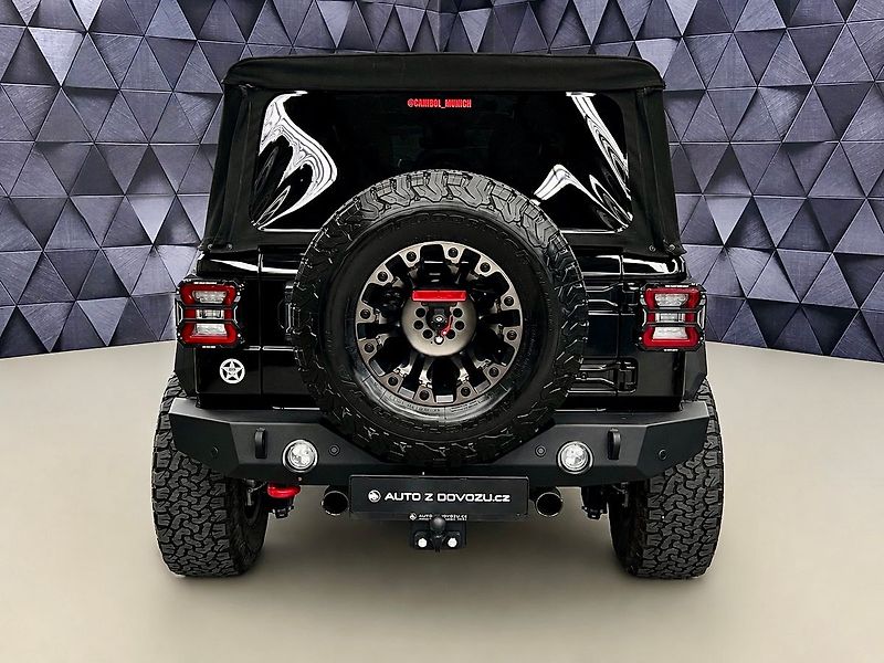 Jeep Wrangler Rubicon 8 AT 4x4, OFF-ROAD - fotka 6 z 23