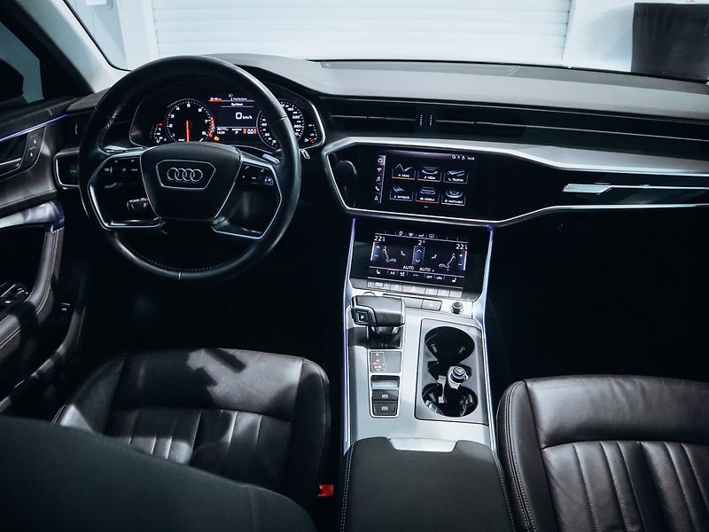 Audi A6 Avant 45TFSI 180kW - fotka 15 z 23