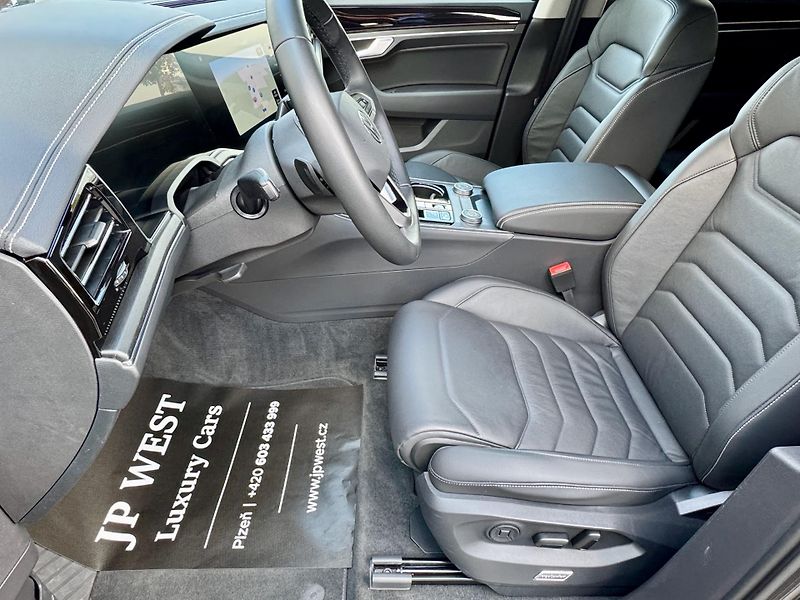 Volkswagen Touareg (2024) Model 2025, Kůže, VZDUCH,Tažné - fotka 2 z 40