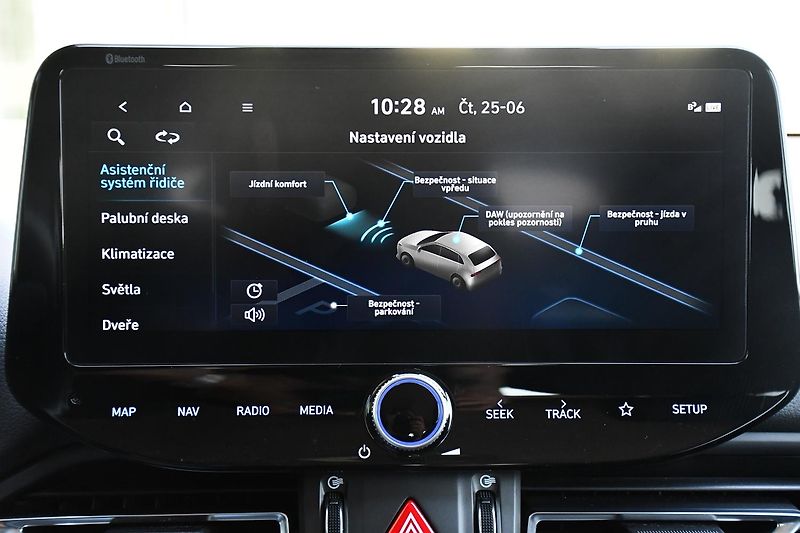 Hyundai i30 1,0T-GDi FAMILY SMART DCT ČR  - fotka 41 z 48