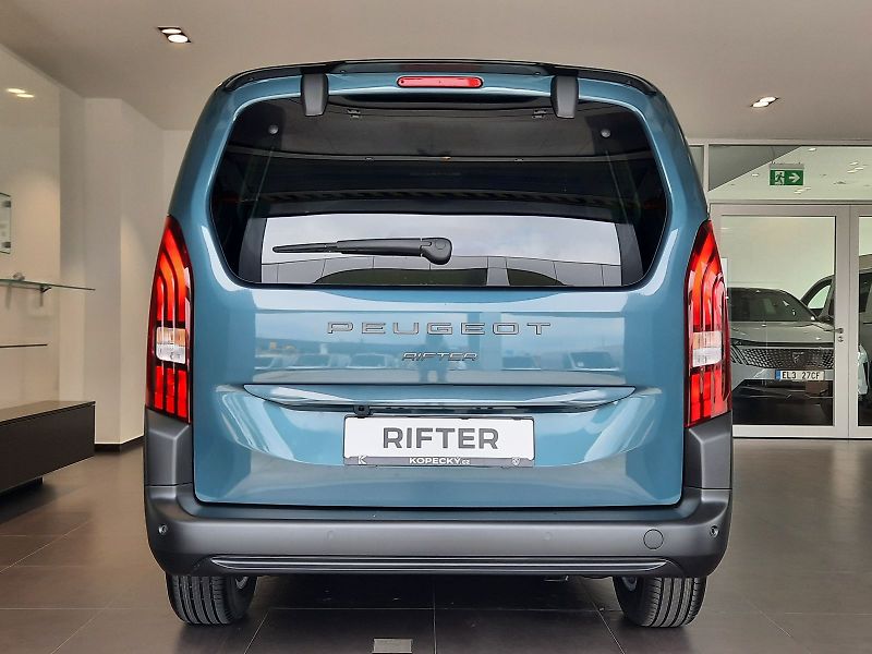 Peugeot Rifter (2026) LONG ALLURE BlueHDi 130 MAN6 - fotka 5 z 16