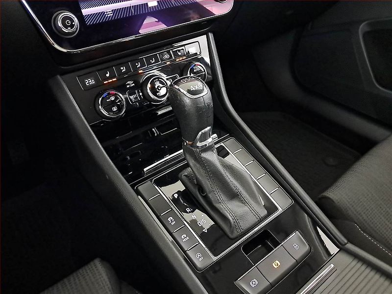 Škoda Superb (2019) 2.0 TDI, 4X4, Automat - fotka 13 z 19