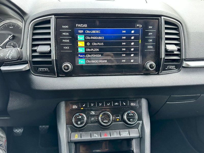 Škoda Karoq (2021) 1.0 TSI 81 kW Ambition - fotka 13 z 23