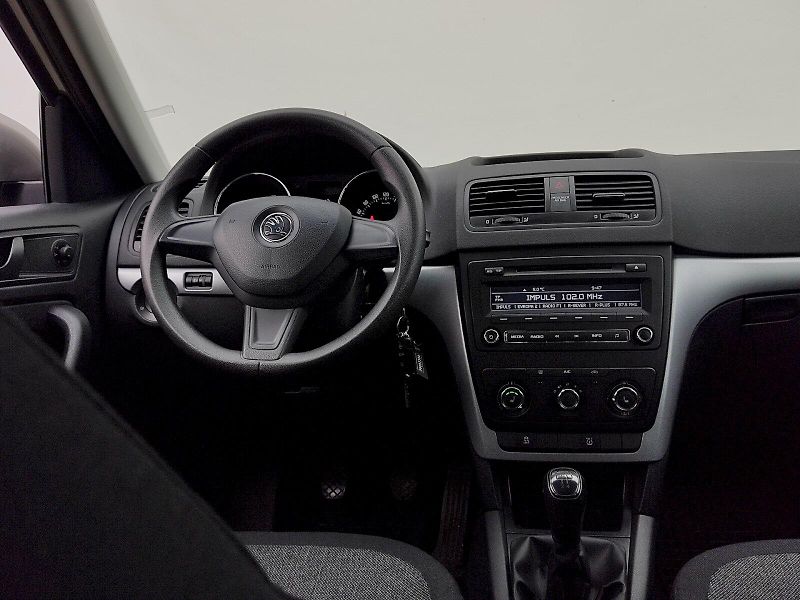 Škoda Yeti (2015) 2,0 Tdi 81 Kw - fotka 6 z 31