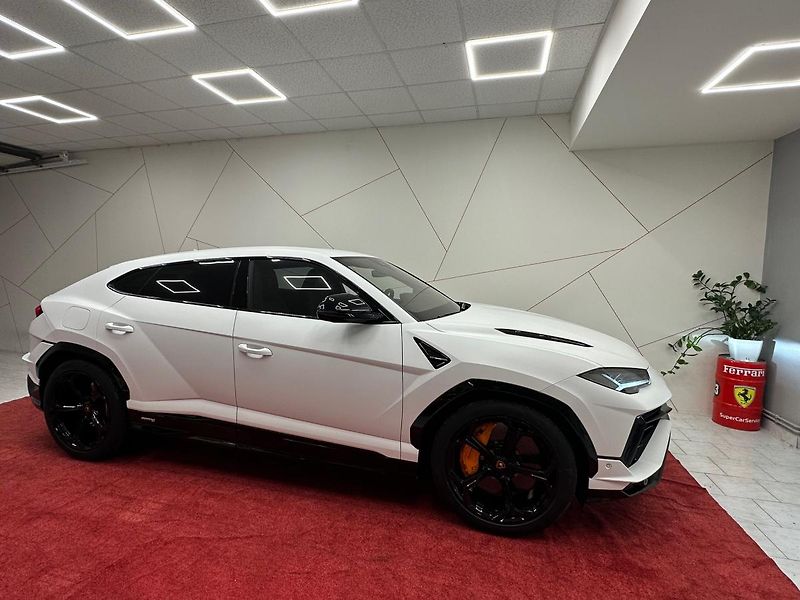 Lamborghini Urus (2024) S*60 ANN.*AKRAPOVIC*MATNÁ*TOP! - fotka 5 z 21