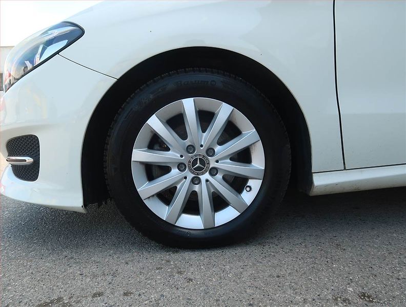 Mercedes-Benz Třídy B (2017) B 180 CDI, Automat, Tempomat - fotka 15 z 20