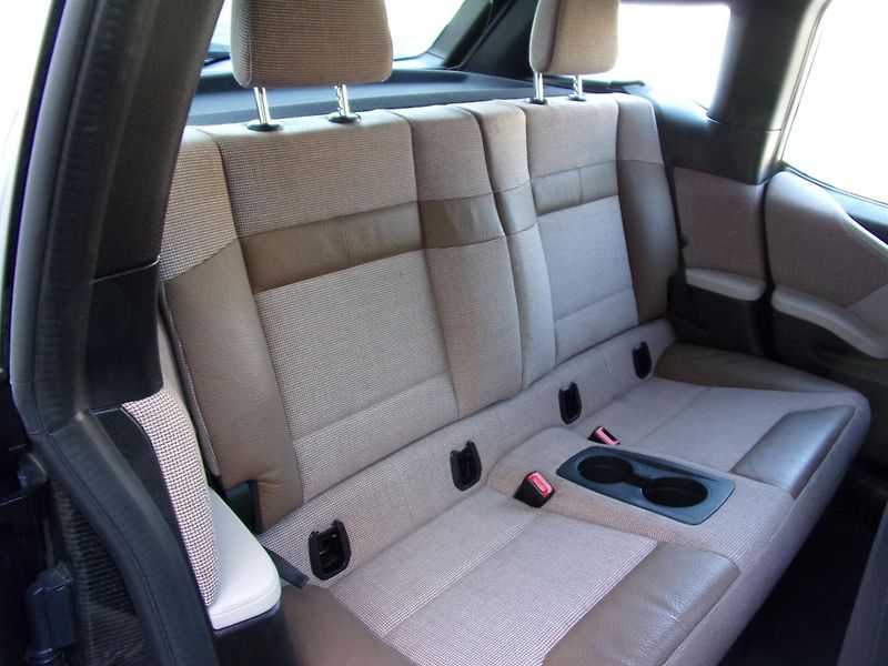 BMW i3 (2020) 120Ah 42kWhBEV  NÁJEZD 42000KM - fotka 19 z 23