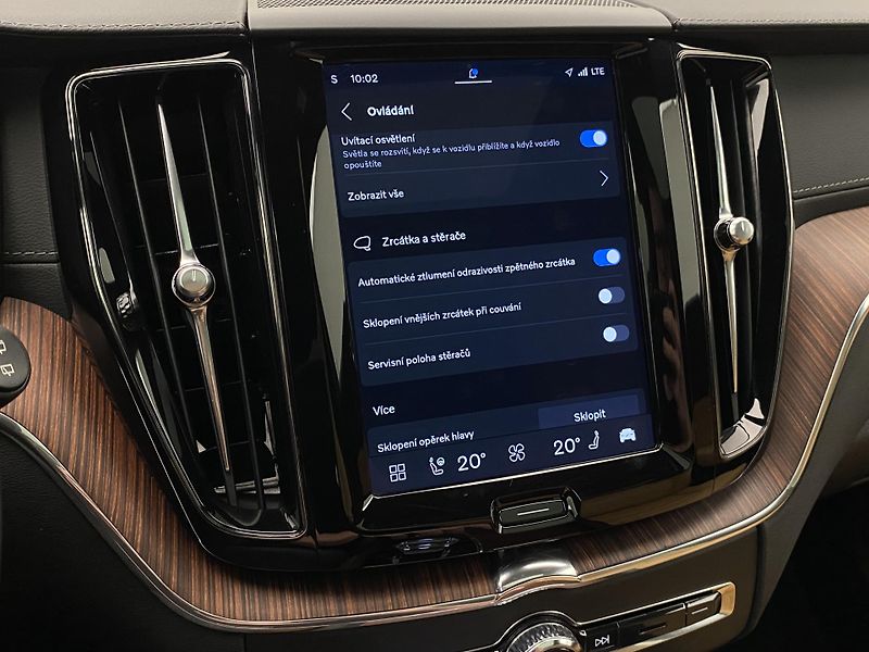 Volvo XC60 T6 AWD RECHARGE DARK ULTIMATE  - fotka 52 z 66