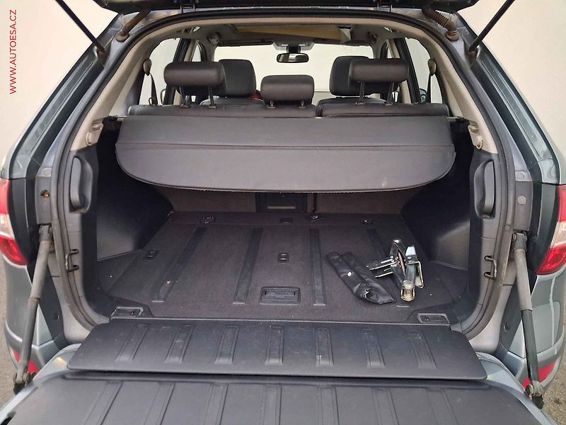 Renault Koleos (2008) 2.0dCi 4x4, Panor, xenon - fotka 7 z 15