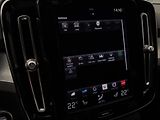 Volvo XC40 B4 MOMENTUM AUT  - náhled 36