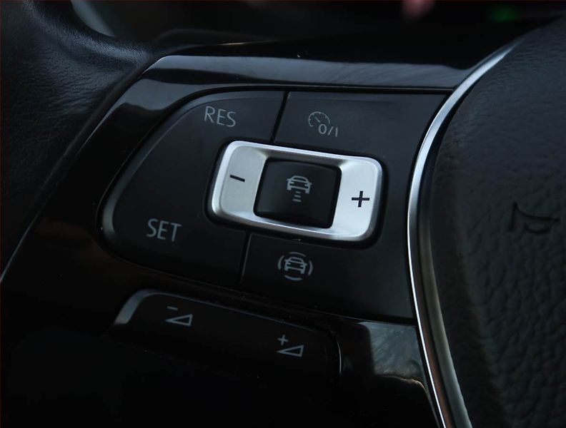 Volkswagen Tiguan Allspace (2020) R-Line 2.0 TDI - fotka 24 z 26